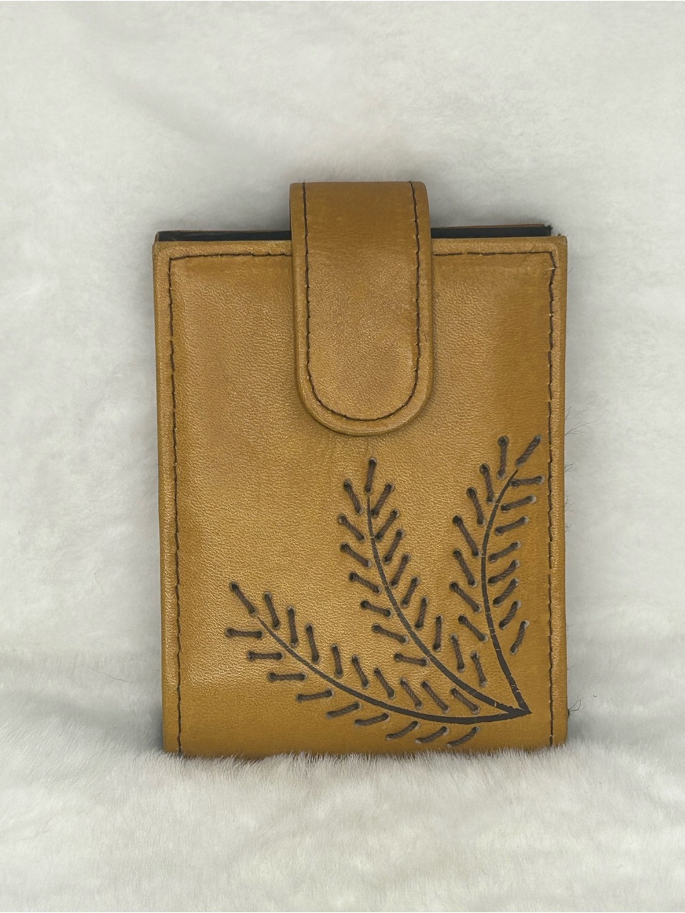 LEATHER WALLET MADE IN HONG KONG